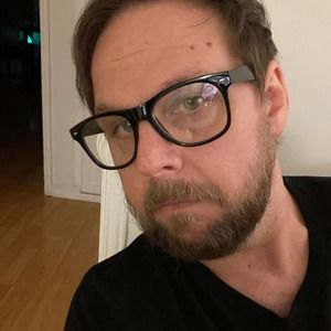 Meet your Posher, Mike